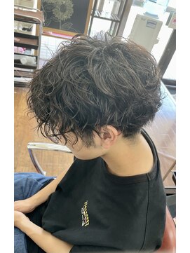 ヘアーサロン カラー 色彩店(COLOR) メンズデザインパーマ