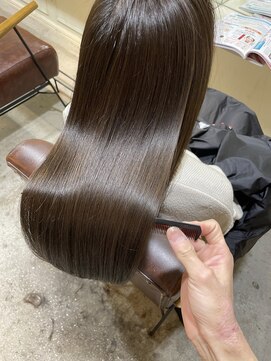 ロロ(ro-ro) 【恵比寿 ro-ro】ダメージレス縮毛矯正