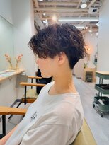 ロウバイレボ 柏(lou by revo)&nbsp;前川友哉/波巻きパーマ/波巻きスパイラルパーマ/ベージュカラー