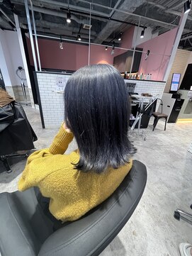 リーオオサカ(Lee Osaka) アッシュグレー×東芽生