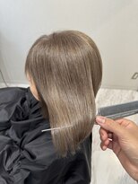 エレ 博多(ere)&nbsp;白髪ぼかしベージュ