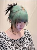 10339エメラルドグリーンハイトーンカラー黒髪アッシュブラック