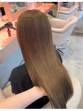 ウィクシーミミ 栄矢場町店(wixy mimi) 定番オリーブベージュ