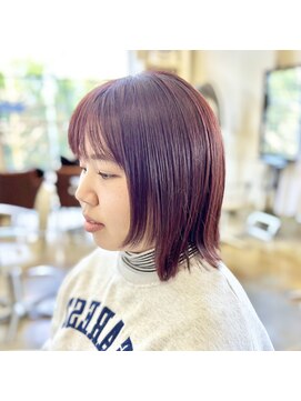 ヘアー キュア トランク(Hair Cure TRUNK) チェリーブラウンボブスタイル