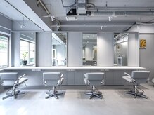 クレア(Crea)の雰囲気（自然光の差し込む店内には着付け個室も◎成人式ヘア/卒業式ヘア）