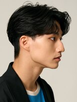 フィフス 札幌大通(fifth)&nbsp;札幌カルマパーマニュアンスパーマセンターパート毛流れ微分け