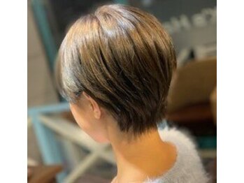 ケーズヘアー 緑が丘店(k's hair)の写真/【緑が丘駅近】360°美しい＊オフィスシーンでも浮かない！30代40代大人可愛い小顔ショートを叶えます
