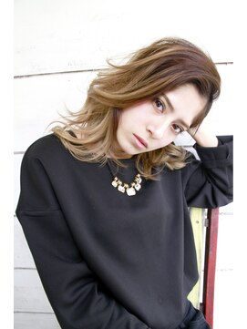 ヨッカ(YOCCA) セミロング＋アッシュベージュグラデ