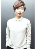 ショートボブ