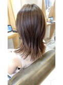 【VANESSA】ウルフレイヤースタイル×イルミナカラーベージュ