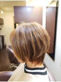 ショートボブ