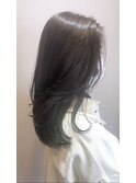 レイヤーカット×グレージュ