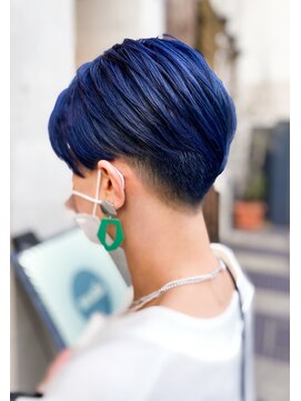 ビューメゾン(BEAU MAISON) ネイビー x ベリーショート