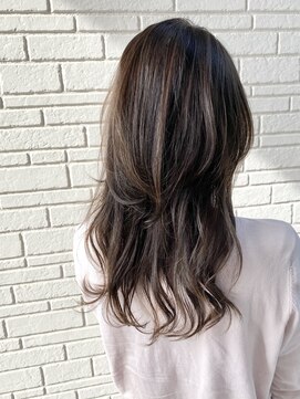 リタ ヘアメイク(Rita hair make) ぽっこりレイヤーロング