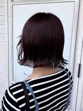 フェール(faire) ラベンダーピンク・切りっぱなしボブカット