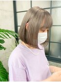 カーキグレージュ