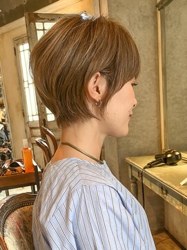 髪質改善と縮毛矯正の専門店 サンティエ(scintiller) 大人綺麗な小顔襟足スッキリショートボブ　30代40代50代