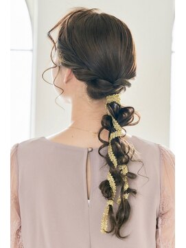 ヘアメイクサロン シャルメ(Hair Make Salon CHARMER) 流行りのローポニースタイル！