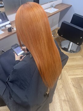 シカ 神戸三宮元町店(Cica) オレンジ ブリーチ ハイトーン ロング 髪質改善 三宮 元町