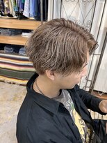 リバードバイバロレ(reverd by Valore) 三代目系　アップバングショート　かき上げヘア