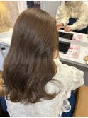 艶ベージュ