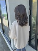ナチュラルグレージュ