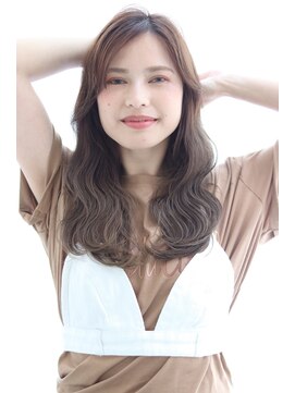 アルベロ(albero) シアーカラー 前髪なし ベージュ ふんわりカール 20代30代40代