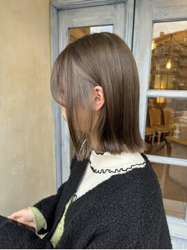 エイミーバイアフロート(amie  by afloat) 結べる長さの切りっぱなしボブ×インナーカラー◎