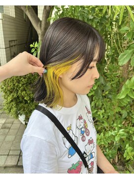 キイ 勝どき(K.e.y) ピカピカイエローイヤリングカラー！