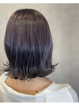 アチーブリス(achieve Liss) ラベンダーグレーカラー小顔ミディ透明感外ハネ大人可愛い