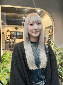 ドッグスター(dog star) ホワイトブロンドシルバーハイトーンカラー登戸/向ヶ丘遊園