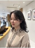 結んでもかわいいふわふわウェーブパーマ