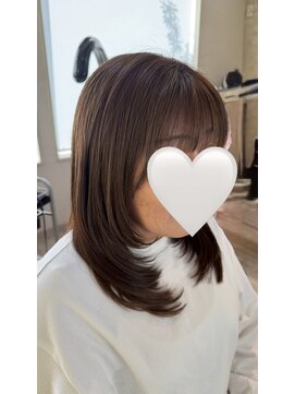 美容室 アルテモーダ ミディアムレイヤー