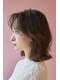 フィガロリビュート(figaro Ribute)の写真/伸びかけも気にならない“白髪ぼかし”で自然な明るさに。透明感のある色味で、肌色まで明るく見せます。