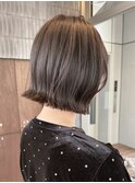 栄柔らか質感レイヤーカットミディアム