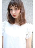 サイドバングが決め手！フレンチシックミディ