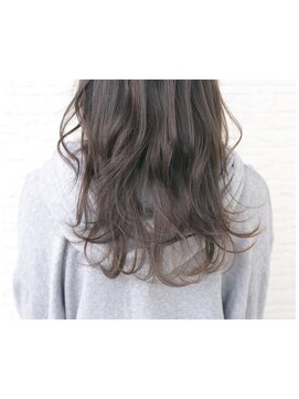 ヘアー アトリエ アンジー(Hair Atelier Angee) グレーアッシュのデジタルパーマ☆