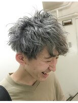パティオンツー(PATIONN2)&nbsp;メンズネープレス無造作パーマプラチナシルバーカラー