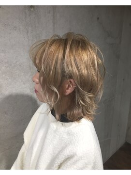 ガルボ ヘアー(garbo hair) garbo【ケアブリーチ】ダメージレスミルクティベージュカラー