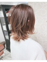 ミッシェル アフロート(michelle afloat) 20代30代40代50代ソフトウルフ外ハネ小顔Cカーブレイヤ-