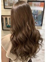 ルイス(L'wis)&nbsp;柔らかベージュカラー★MAKOTO