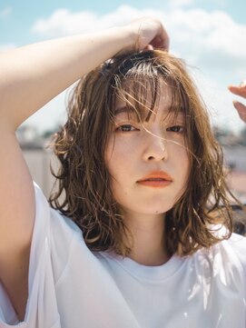 アブソ(Absolute) 小顔エアリーミディアム