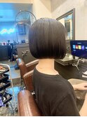 大人可愛い黒髪パツっと丸みショートボブ
