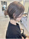 横顔美人に見える前下がりショート*