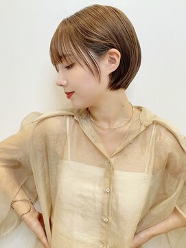 トルネード(TORNADO) シルキーベージュ 大人マッシュショート 斜めバングt88