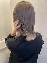 ヘアーアンドレイ エビス(hair.andrey EBISU) ベージュ