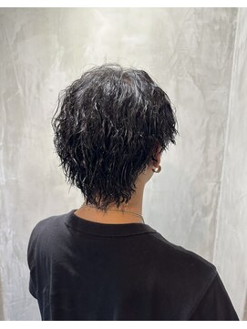 オルロバイイザ(ORLO by IZA) 縦落ちツイストスパイラルパーマ