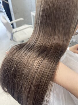 アイシー 表参道(ICY) ミルクティーベージュ