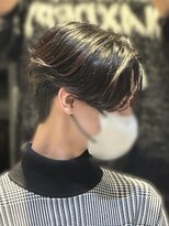 アルム オモテサンドウ(ALLM omotesando) 韓国ヘア センターパート カルマヘア カルマパーマ メンズ