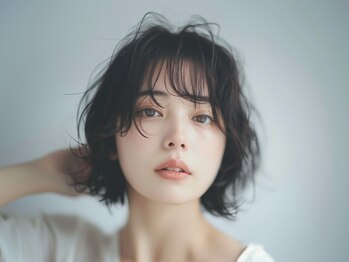 エーティーヘアコレクション 自由が丘(AT.hair collection)の写真/「染めたいけどダメージが…」そんな方へ。和漢植物成分で頭皮に優しく、うるツヤ髪へ導きます。